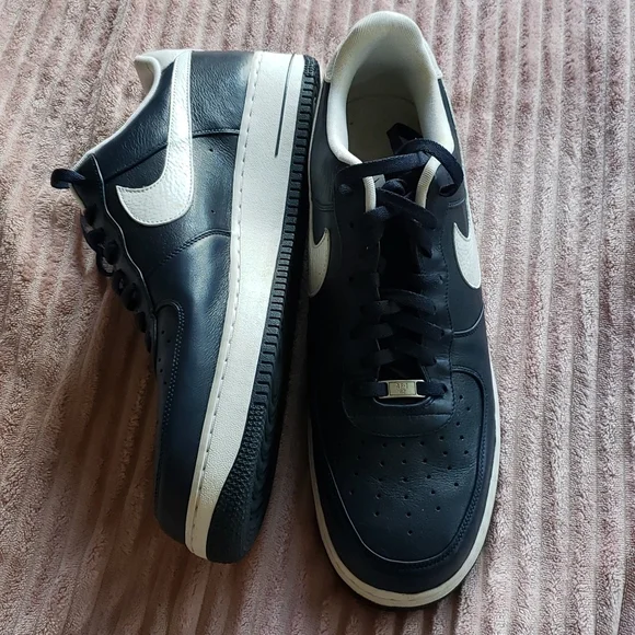 NIKE Air force 1 Men's Sneakers ..only used for photo shoot